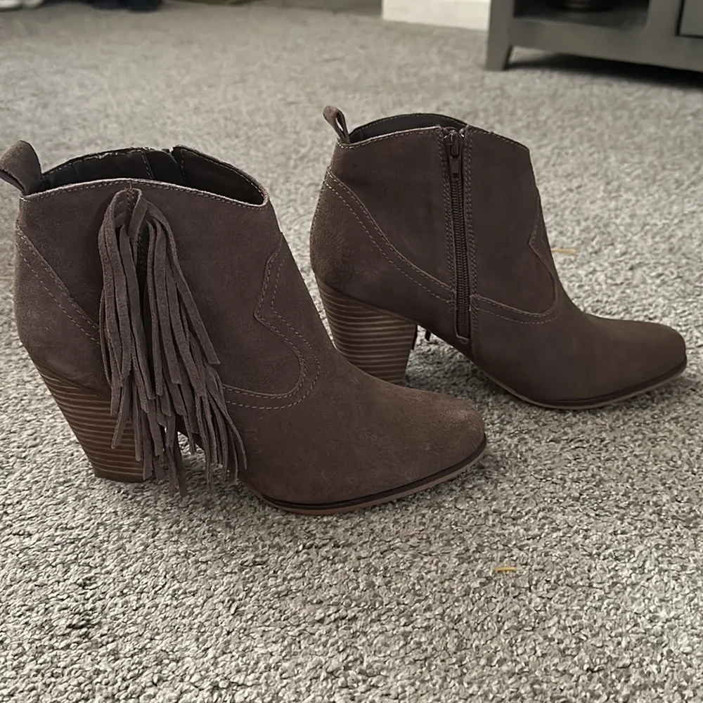 Steve Madden booties - Picture 3 of 7